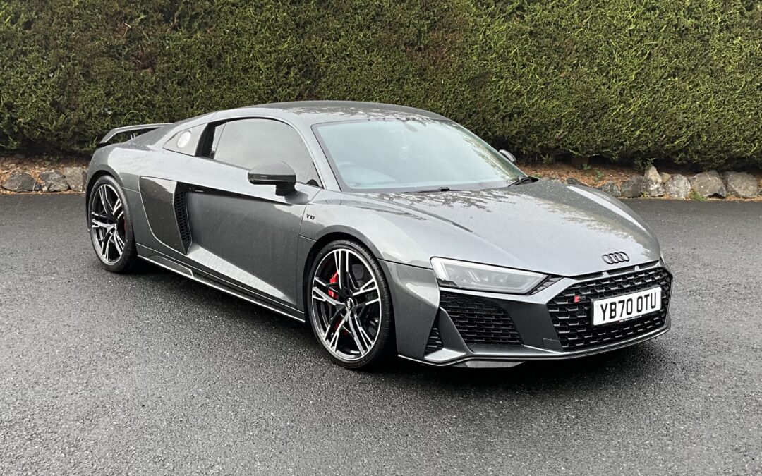 AUDI R8 5.2 FSI V10 Performance Carbon Black S Tronic quattro Euro 6 (s/s) 2dr